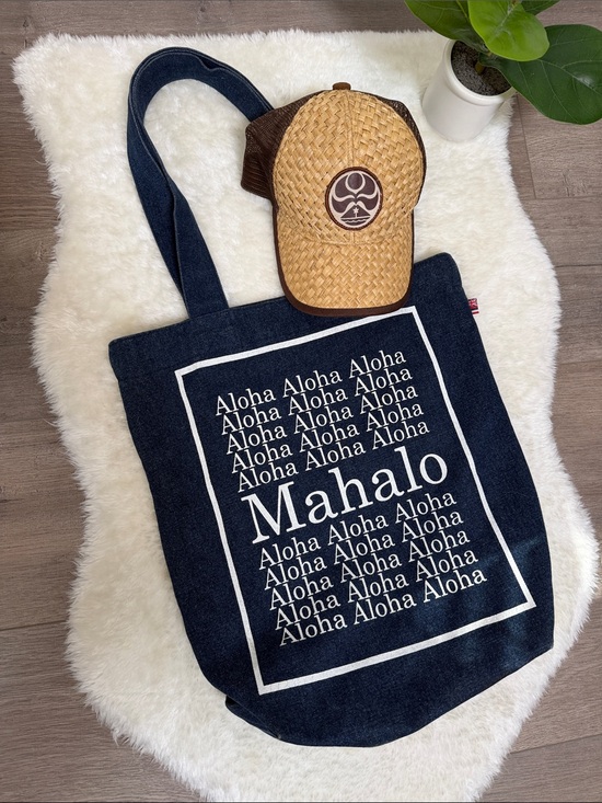 Cameron Hawaii and HIC Accessories - Bundle Mahalo Aloha Navy Tote with Hat